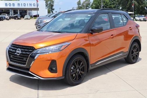 2024 Nissan Kicks SR