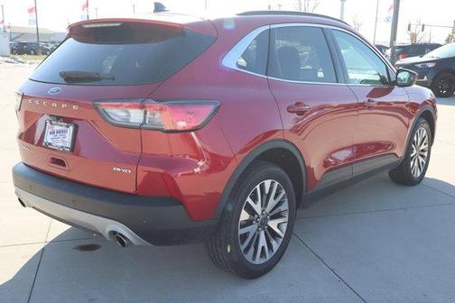 2022 Ford Escape Titanium