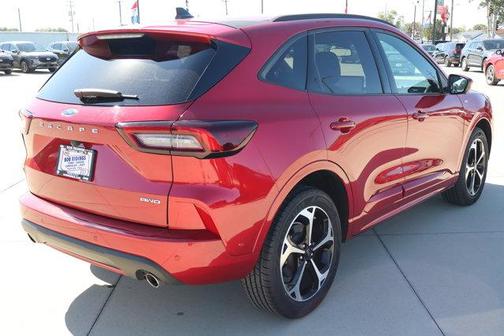 2023 Ford Escape ST-Line Elite