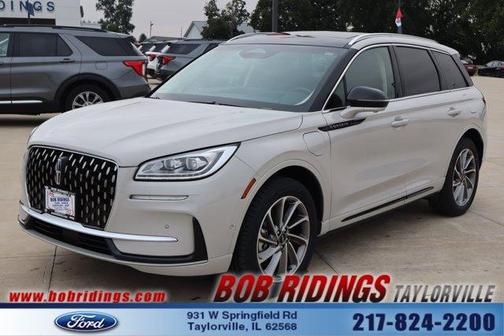 White 2023 Lincoln Corsair Grand Touring