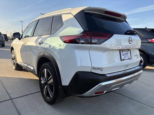 2023 Nissan Rogue Platinum