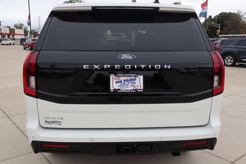 2025 Ford Expedition Active