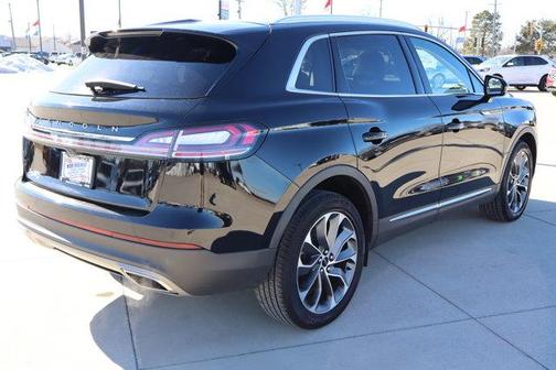 2023 Lincoln Nautilus Reserve