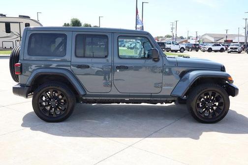 Anvil Clearcoat 2025 Jeep Wrangler 4xe Sahara