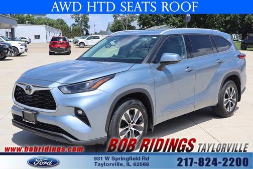 Blue 2022 Toyota Highlander XLE