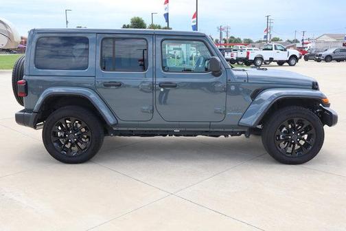 Anvil Clearcoat 2025 Jeep Wrangler 4xe Sahara
