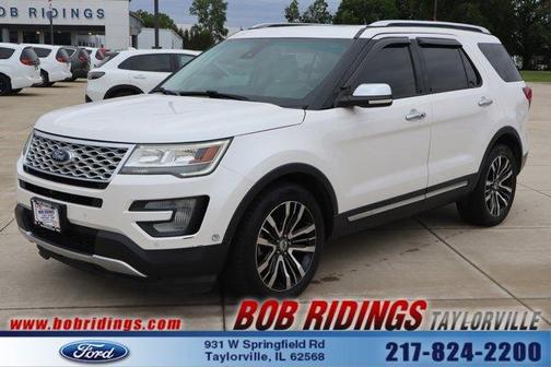 White 2017 Ford Explorer Platinum