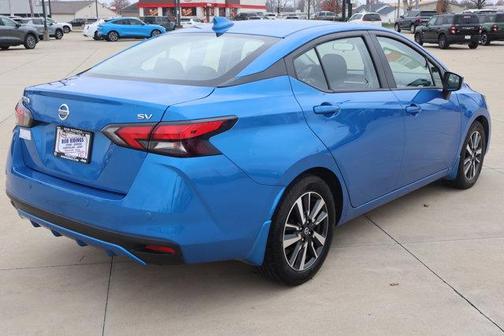 2022 Nissan Versa 1.6 SV