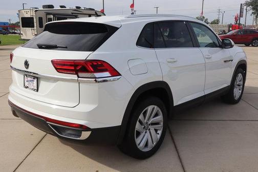 Pure White 2023 Volkswagen Atlas Cross Sport 2.0T SE w/Technology