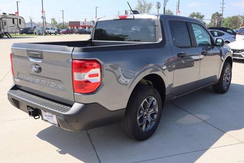 Carbonized Gray Metallic 2026 Ford Maverick XLT