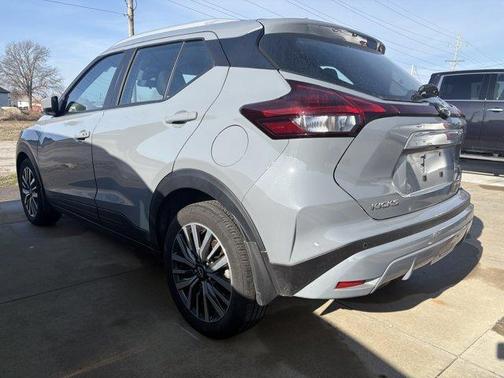 2023 Nissan Kicks SV