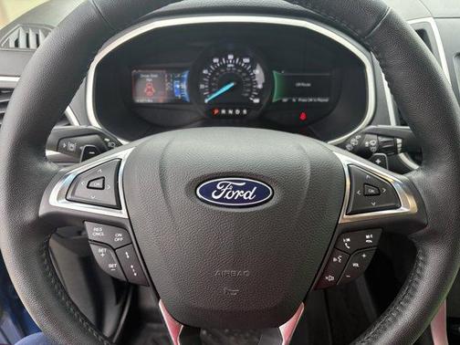 Blue 2018 Ford Edge SEL