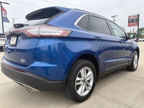 Blue 2018 Ford Edge SEL