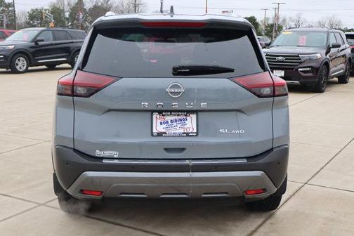 Boulder Gray Pearl 2023 Nissan Rogue SL