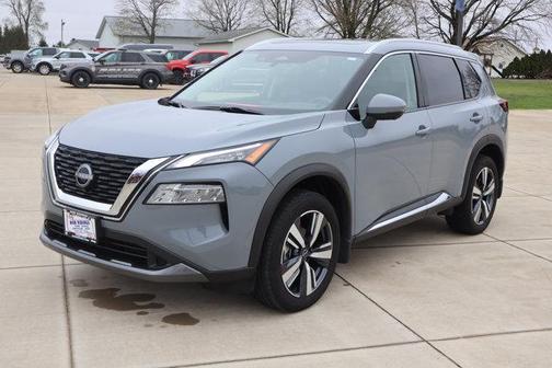 Boulder Gray Pearl 2023 Nissan Rogue SL