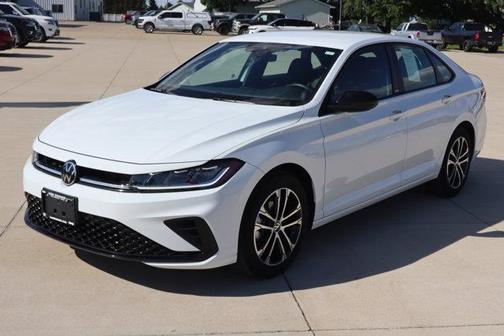 Pure White 2025 Volkswagen Jetta 1.5T Sport