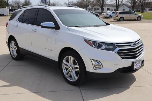 Iridescent Pearl Tricoat 2018 Chevrolet Equinox Premier