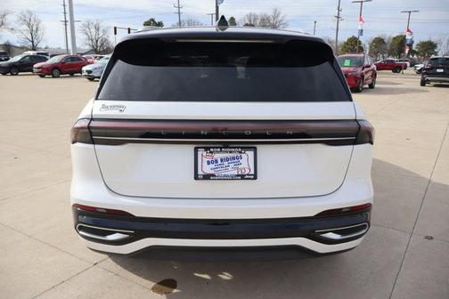 2024 Lincoln Nautilus Reserve