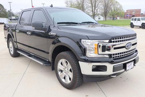 Black 2019 Ford F-150 XLT