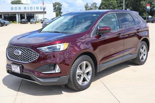 Red 2024 Ford Edge SEL