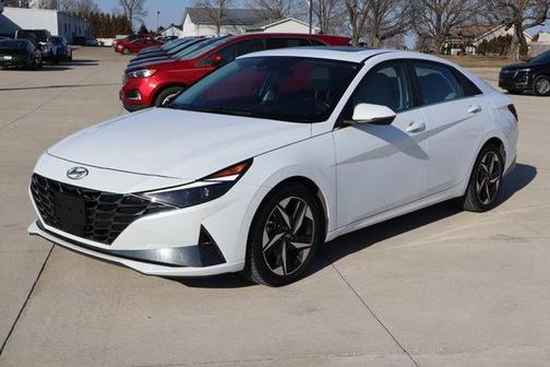 2021 Hyundai ELANTRA Limited