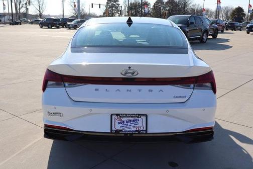 2021 Hyundai ELANTRA Limited