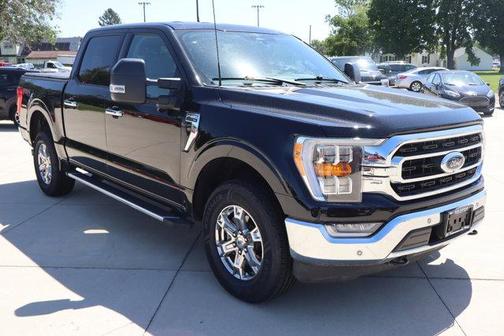 Black 2023 Ford F-150 XLT