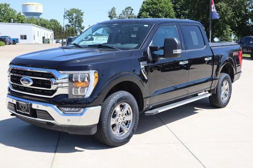 Black 2023 Ford F-150 XLT