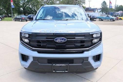 Glacier Gray 2026 Ford Expedition Active