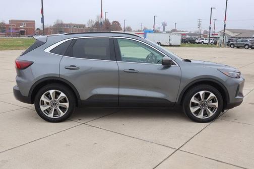 2025 Ford Escape Platinum