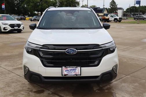 Crystal White Pearl 2025 Subaru Forester Touring