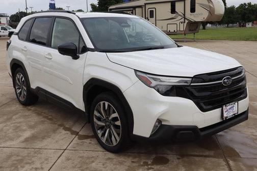 Crystal White Pearl 2025 Subaru Forester Touring