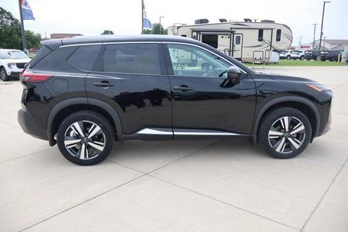 Black 2023 Nissan Rogue SL