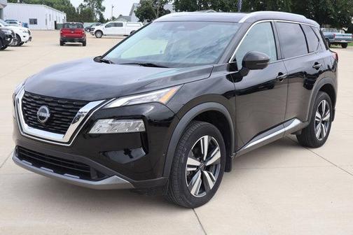 Black 2023 Nissan Rogue SL