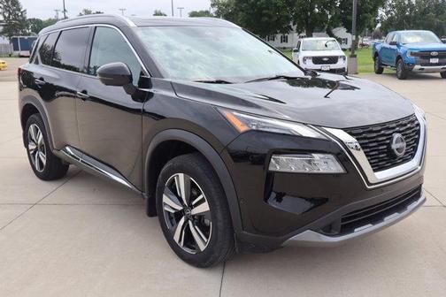 Black 2023 Nissan Rogue SL
