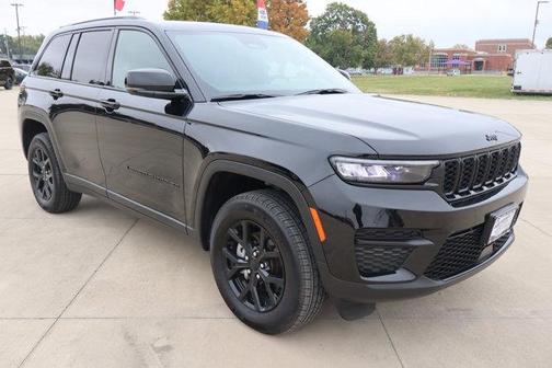 2024 Jeep Grand Cherokee Laredo