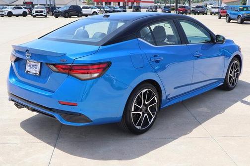 2t Blu Blk Roof 2024 Nissan Sentra SR