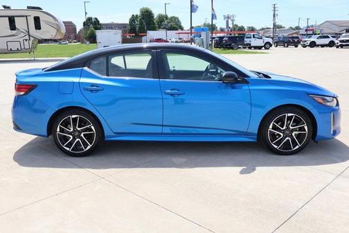 2t Blu Blk Roof 2024 Nissan Sentra SR