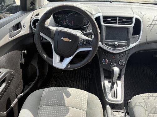 2017 Chevrolet Sonic LS