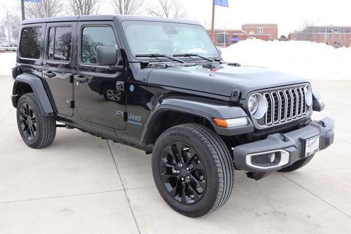 2025 Jeep Wrangler 4xe Sahara