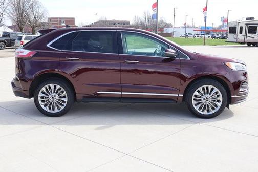 2023 Ford Edge Titanium