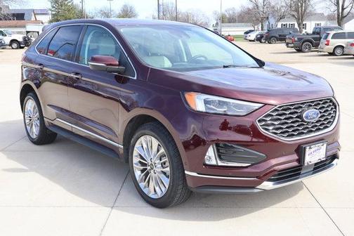 2023 Ford Edge Titanium