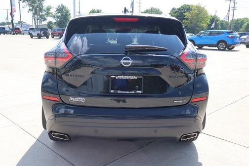 Black 2023 Nissan Murano SV