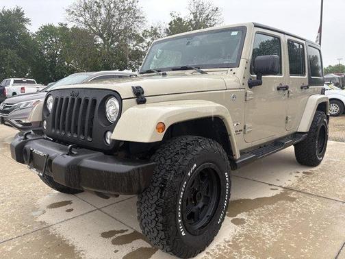 Gobi Clearcoat 2017 Jeep Wrangler Unlimited Sahara