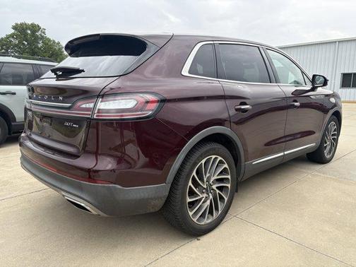Burgundy 2019 Lincoln Nautilus Reserve