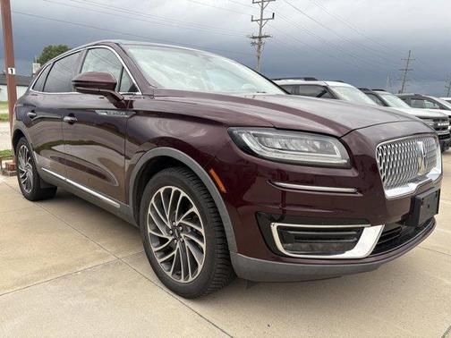 Burgundy 2019 Lincoln Nautilus Reserve