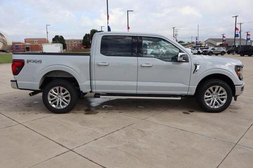 Avalanche 2026 Ford F-150 XLT