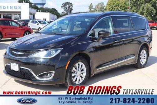 2019 Chrysler Pacifica Touring-L