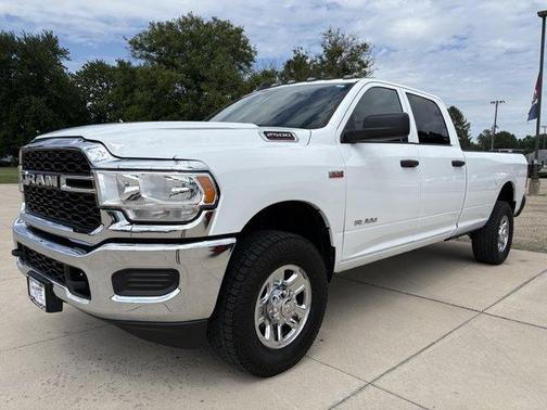Bright White Clearcoat 2022 RAM 2500 Tradesman