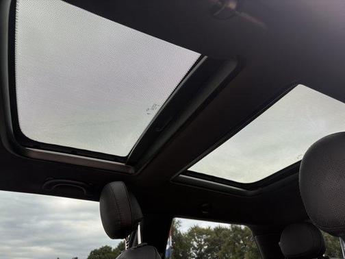 2024 MINI SE Hardtop Cooper